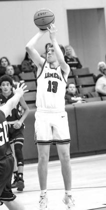 Lomega grabs pair of conference victories against Broncs, Chiefs