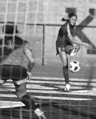 Lady Jackets Net 2 Wins