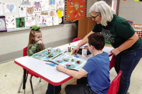 A chance to show their ‘artsy’ side