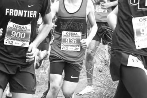 Pendergraft paces Raiders in Class 2A boys state meet