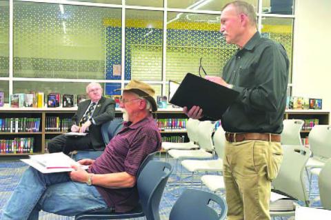 Auditor presents KPS board good report in annual visit