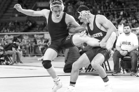 Kochenower grabs lone win on Day 1