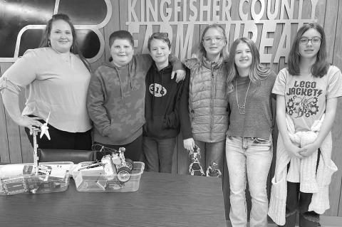 Lions members learn from robotics team