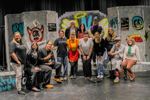 Article Image Alt Text